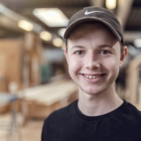 Sebastian, Tømrer Web